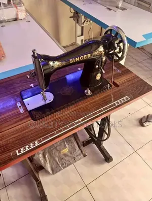Complete Singer Sewing Machine