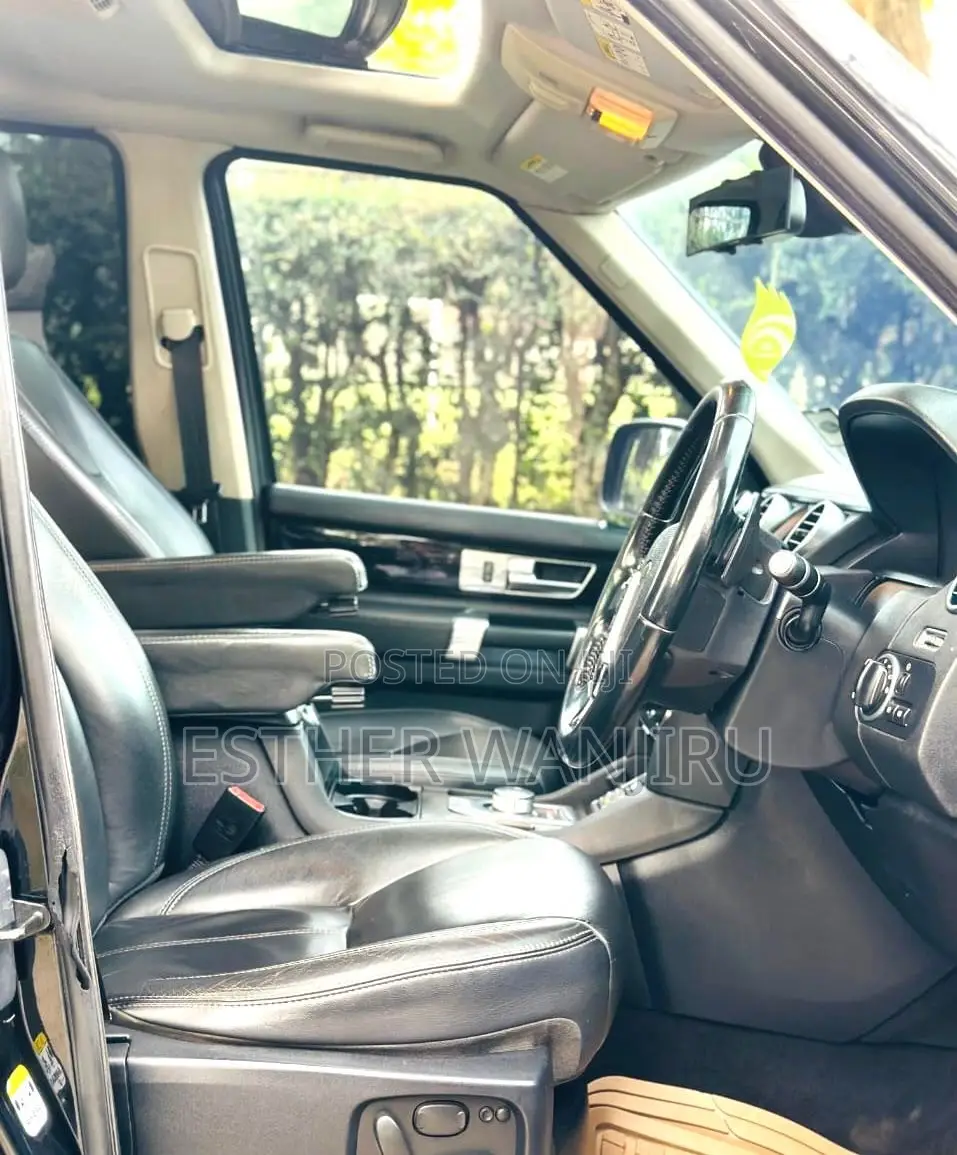 Land Rover Discovery 2013 Black