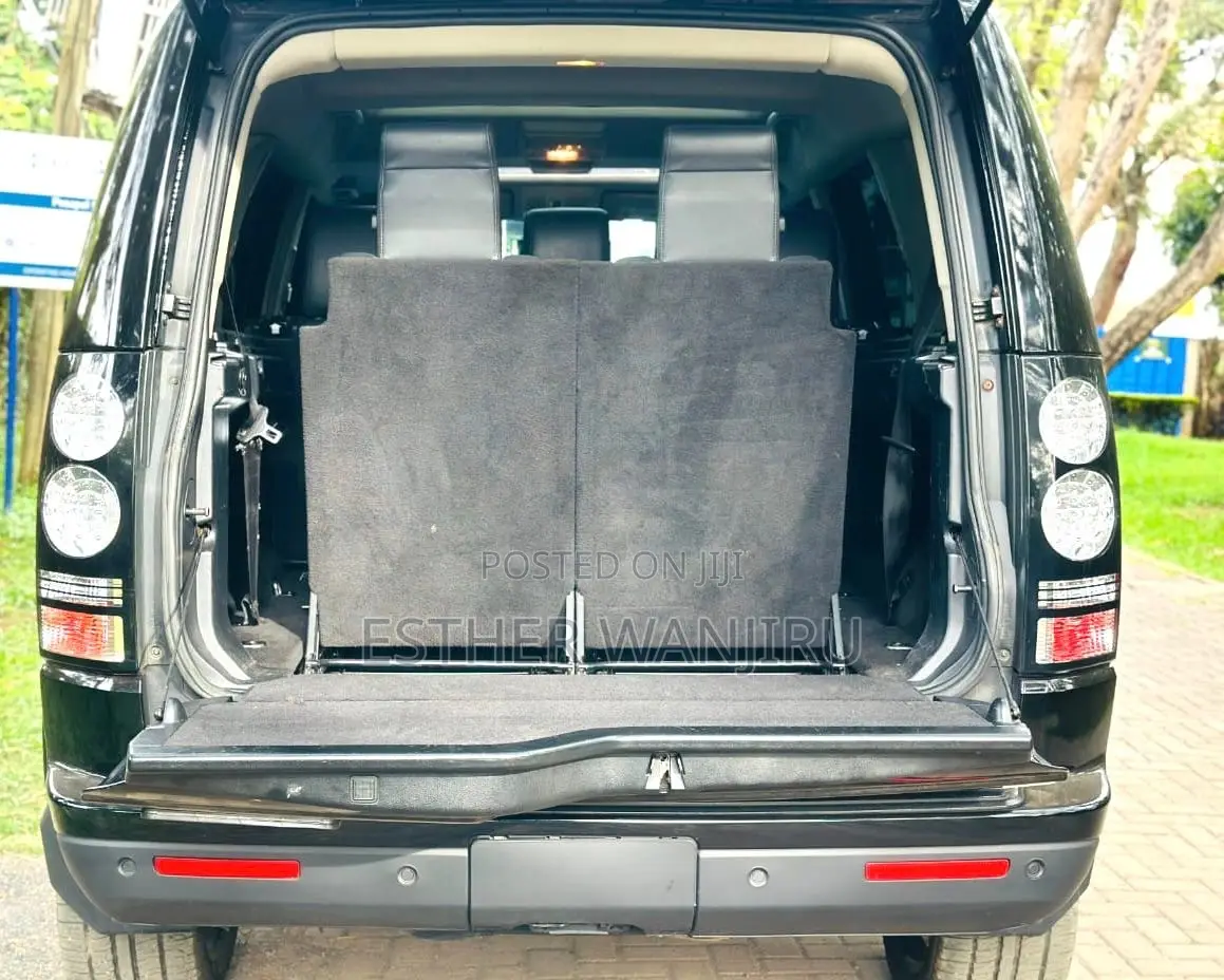 Land Rover Discovery 2013 Black