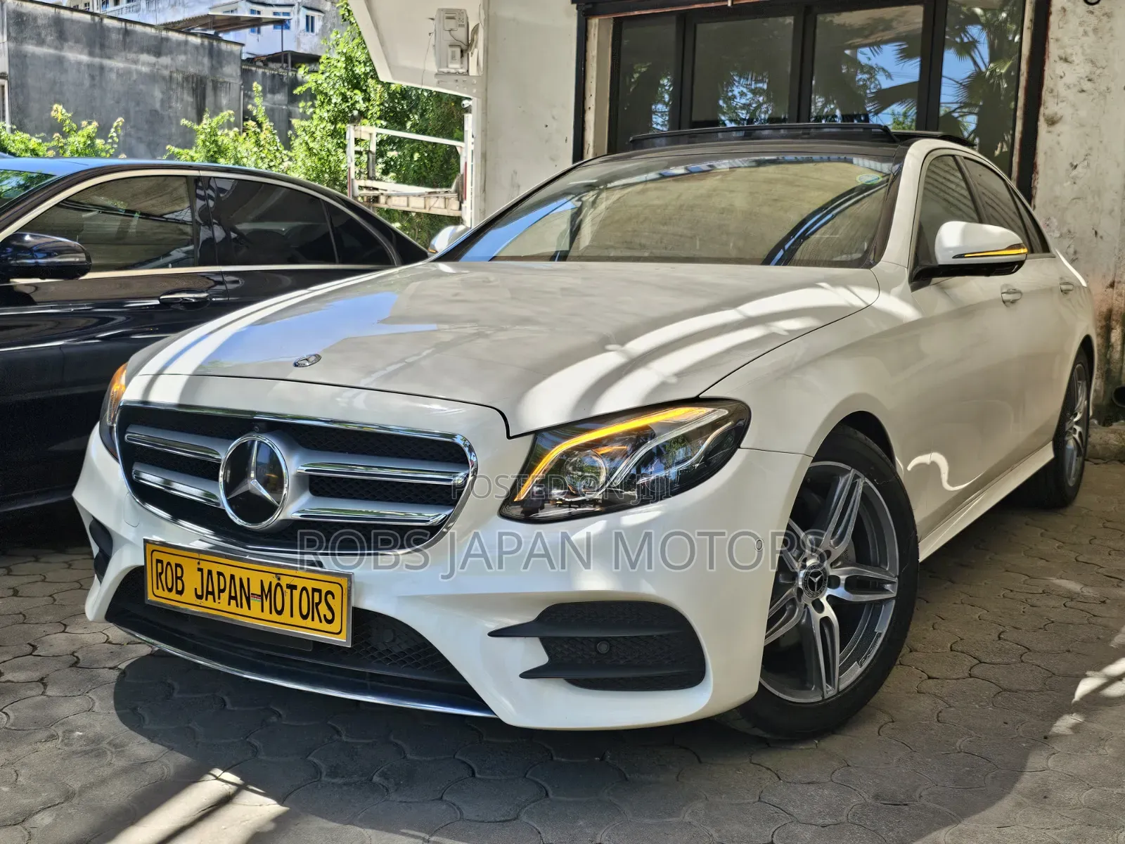 Mercedes-Benz E200 2019 White