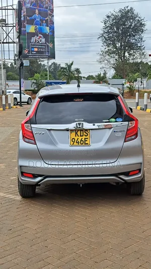 Honda Fit 2017 Silver