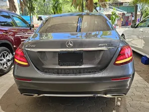 Mercedes-Benz E200 2018 Gray