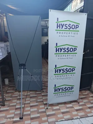 A002, X-Banner, Banners