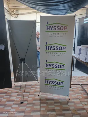A002, X-Banner, Banners