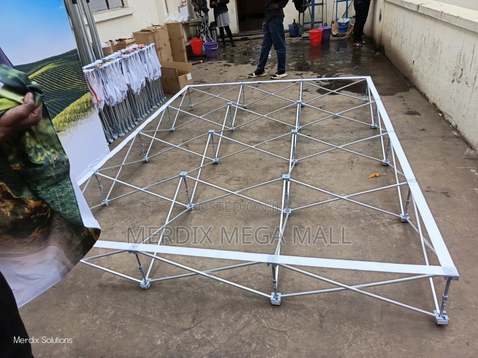 A006, Banners, Media Banners