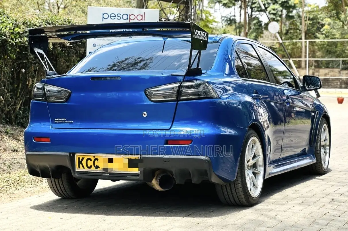 Mitsubishi Lancer Evo 2012 Blue