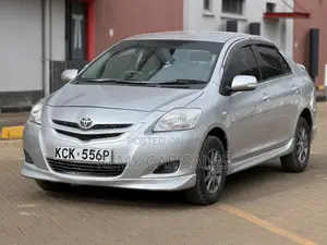 Toyota Belta 2009 Silver