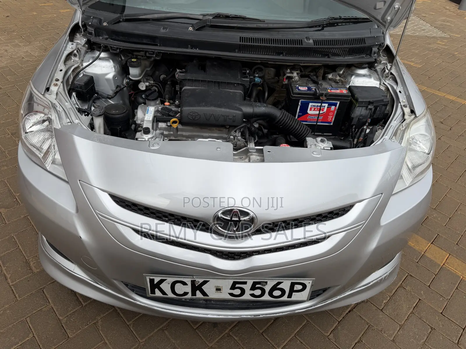 Toyota Belta 2009 Silver