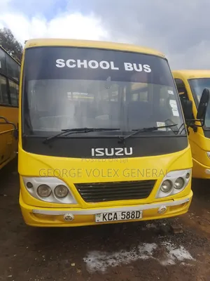 Isuzu NQR 2015 Yellow