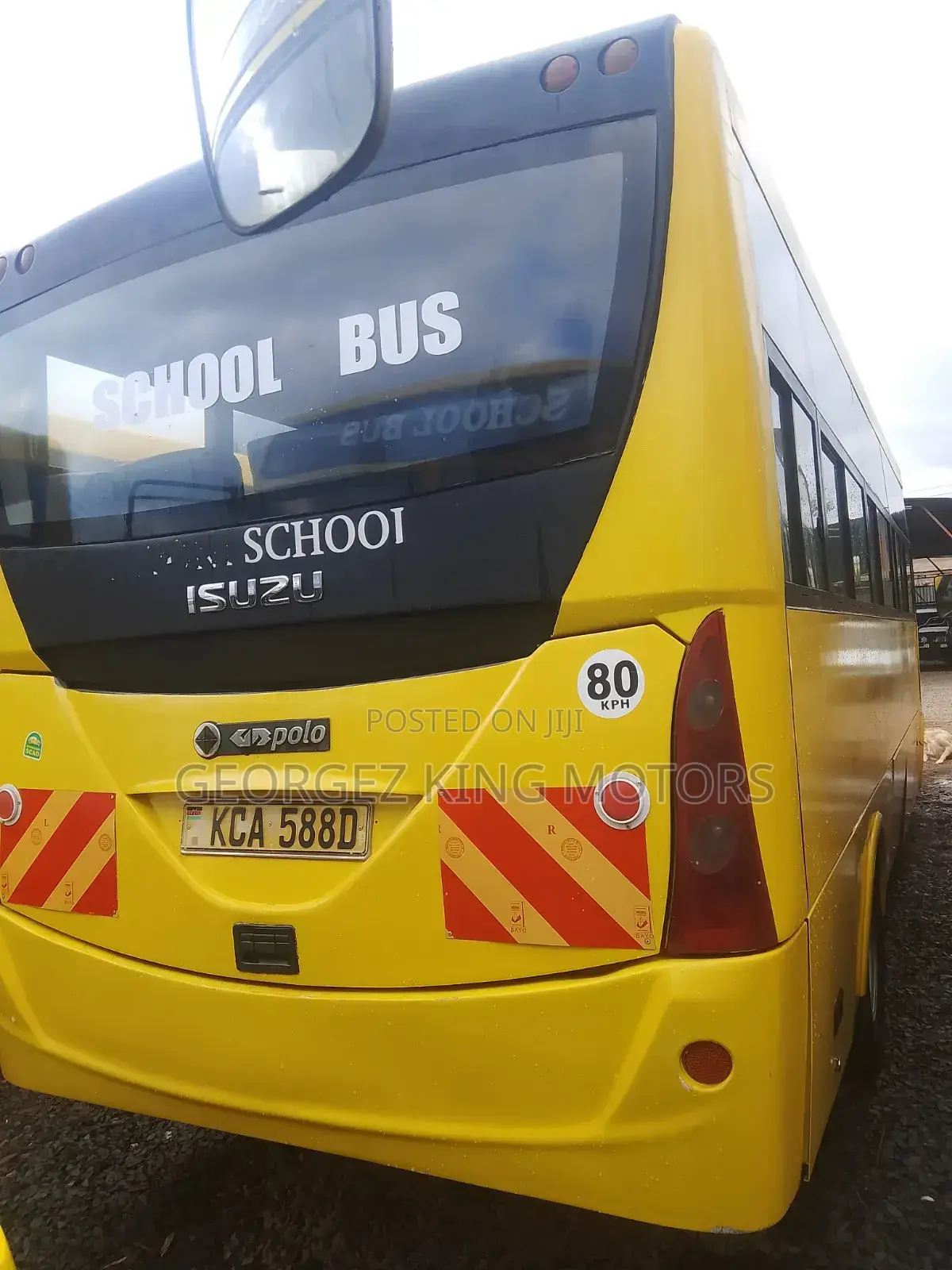 Isuzu NQR 2015 Yellow