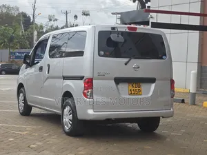Nissan NV200 2019 Silver