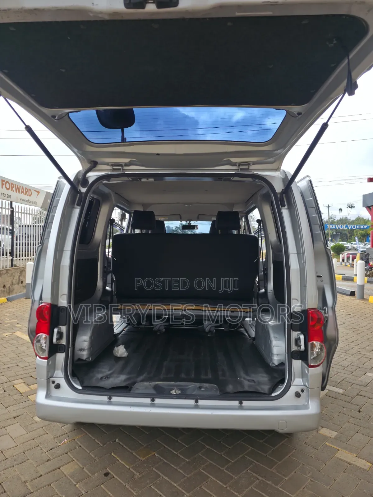 Nissan NV200 2019 Silver