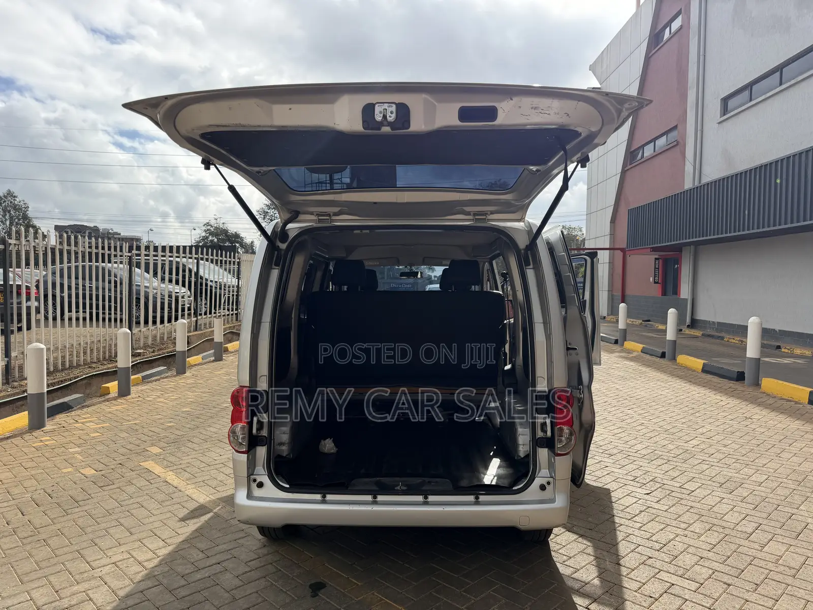 Nissan NV200 2019 Silver