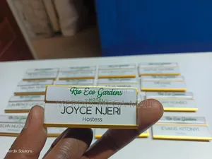 Q12, Nametags, Tags