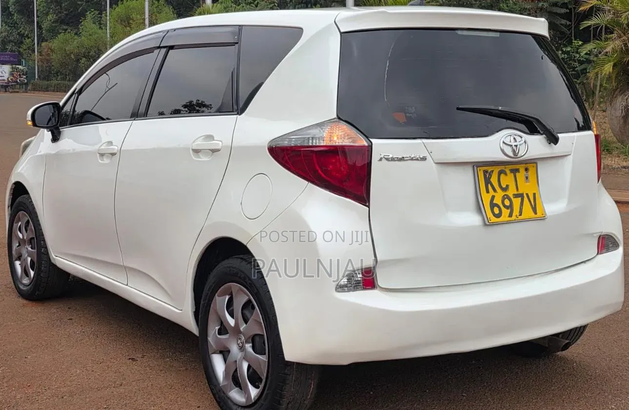 Toyota Ractis 2012 White