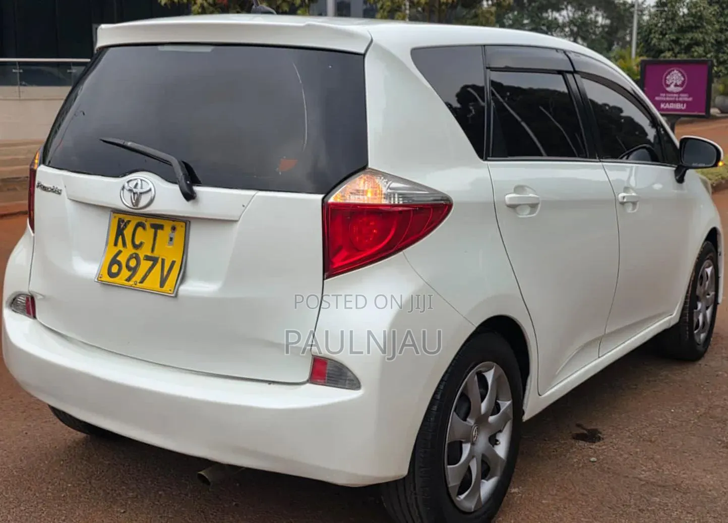 Toyota Ractis 2012 White