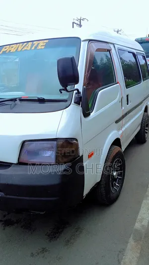 Nissan Caravan 2011 White