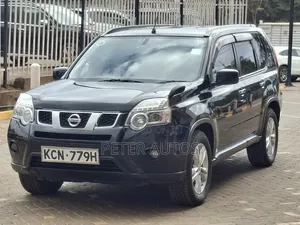 Nissan X-Trail 2.0 Petrol XE 2010 Black