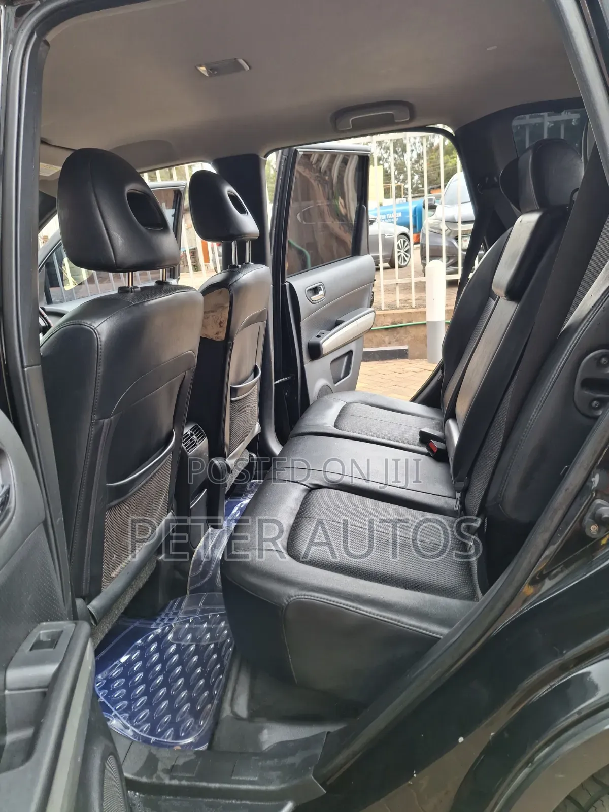 Nissan X-Trail 2.0 Petrol XE 2010 Black