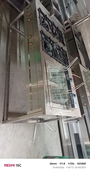 Commercial 4-Burner Combined Gas Cooker With Deep Fryer & Griddle