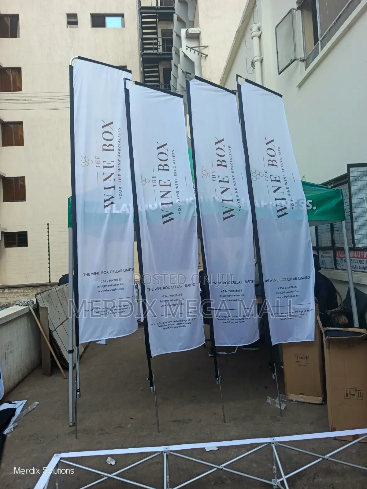 Q4, Telescopic Flags, Flags, Flag