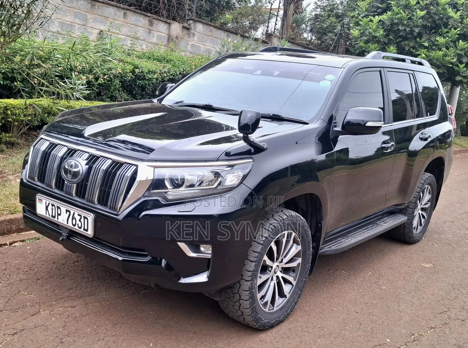 Toyota Land Cruiser Prado 2018 Black