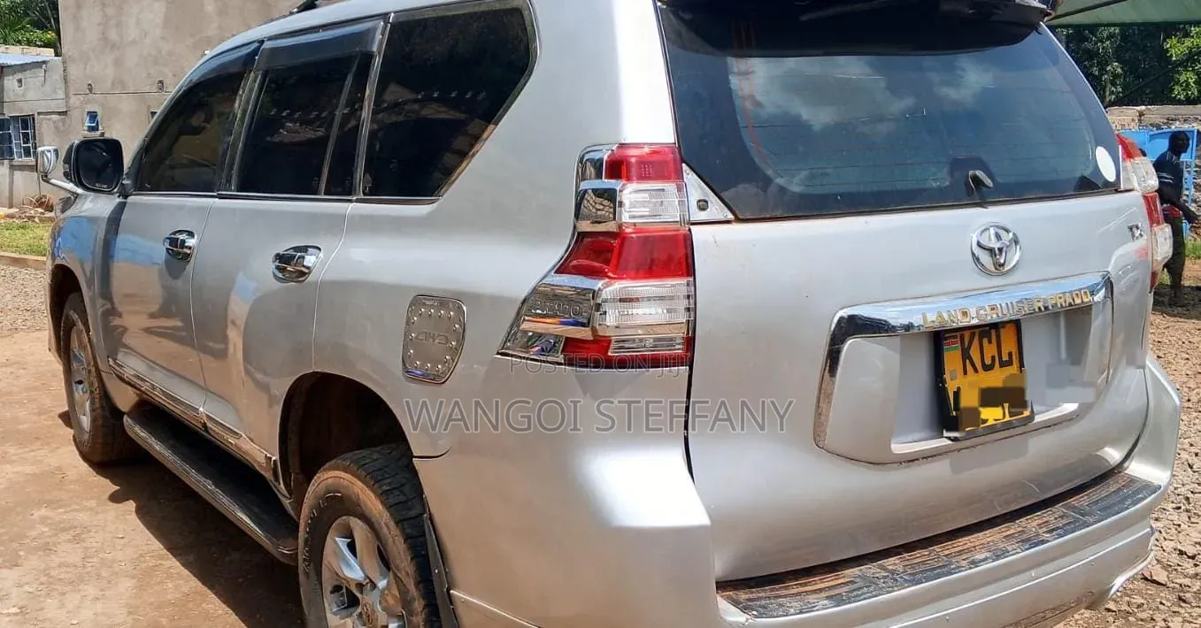 Toyota Land Cruiser Prado 2014 Silver
