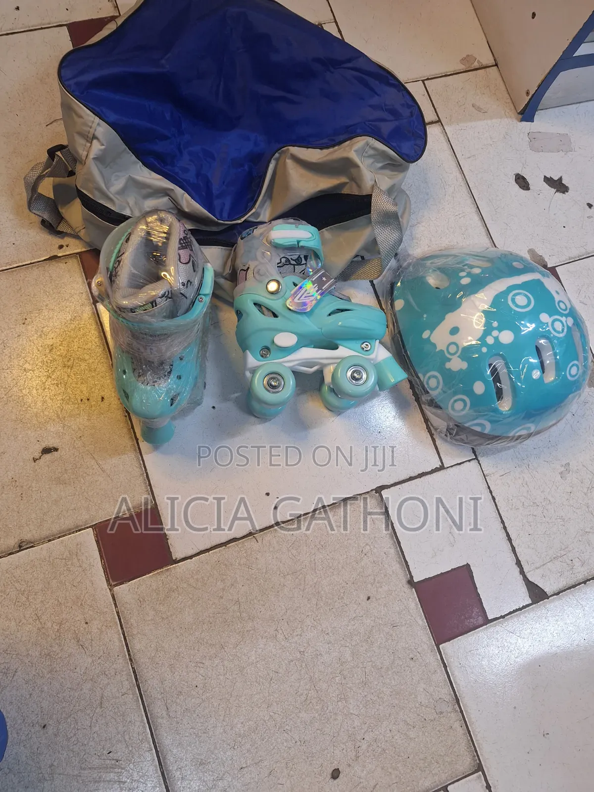 Kids Skating Shoes Size 26_34 With Protective Gear