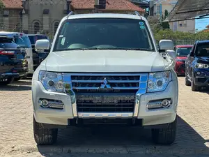 Mitsubishi Pajero V90 3.0 V6 GL 2019 Pearl
