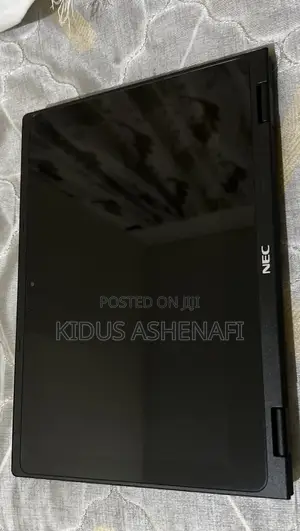 Laptop NEC 4GB Intel SSD 72GB
