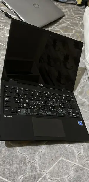 Laptop NEC 4GB Intel SSD 72GB