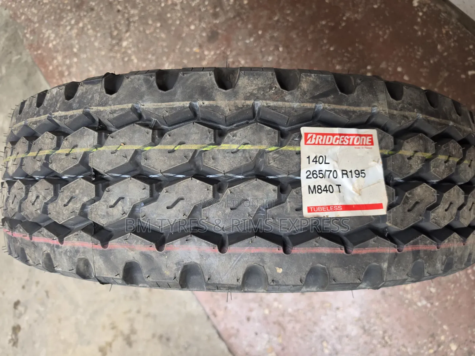 265 /70 R19. 5 BRIDGESTONE TIRES (Japan)