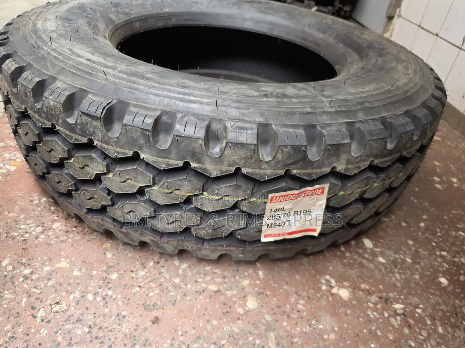 265 /70 R19. 5 BRIDGESTONE TIRES (Japan)