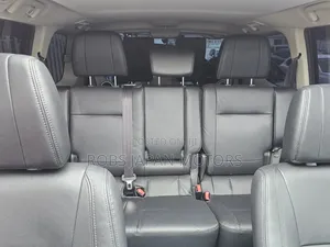 Mitsubishi Pajero V90 3.2 DI-D GL 2019 Gold