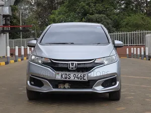 Honda Fit 2017 Silver