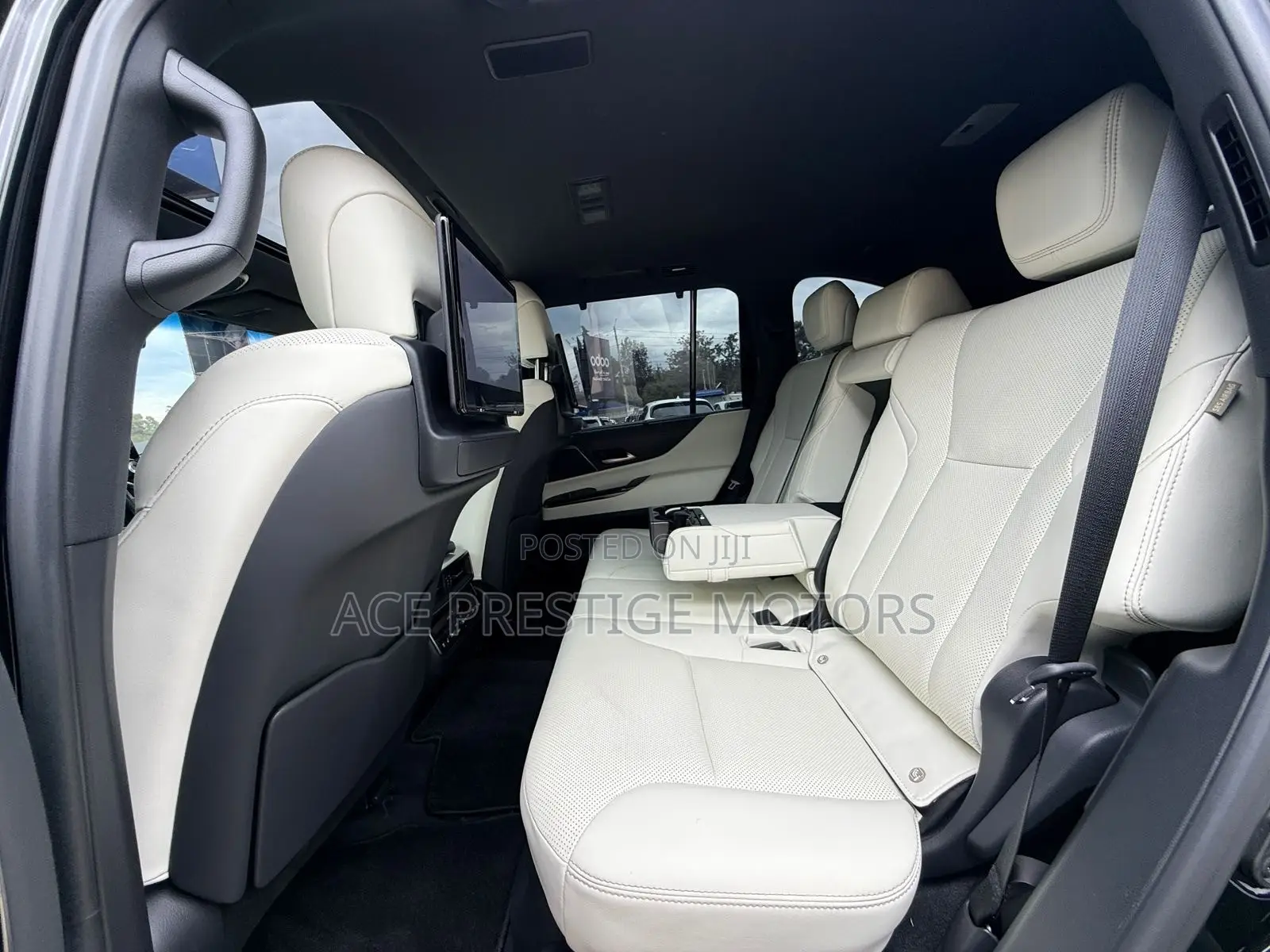 Lexus LX 2023 Black