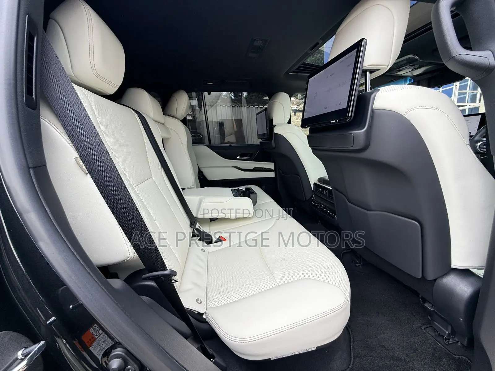 Lexus LX 2023 Black