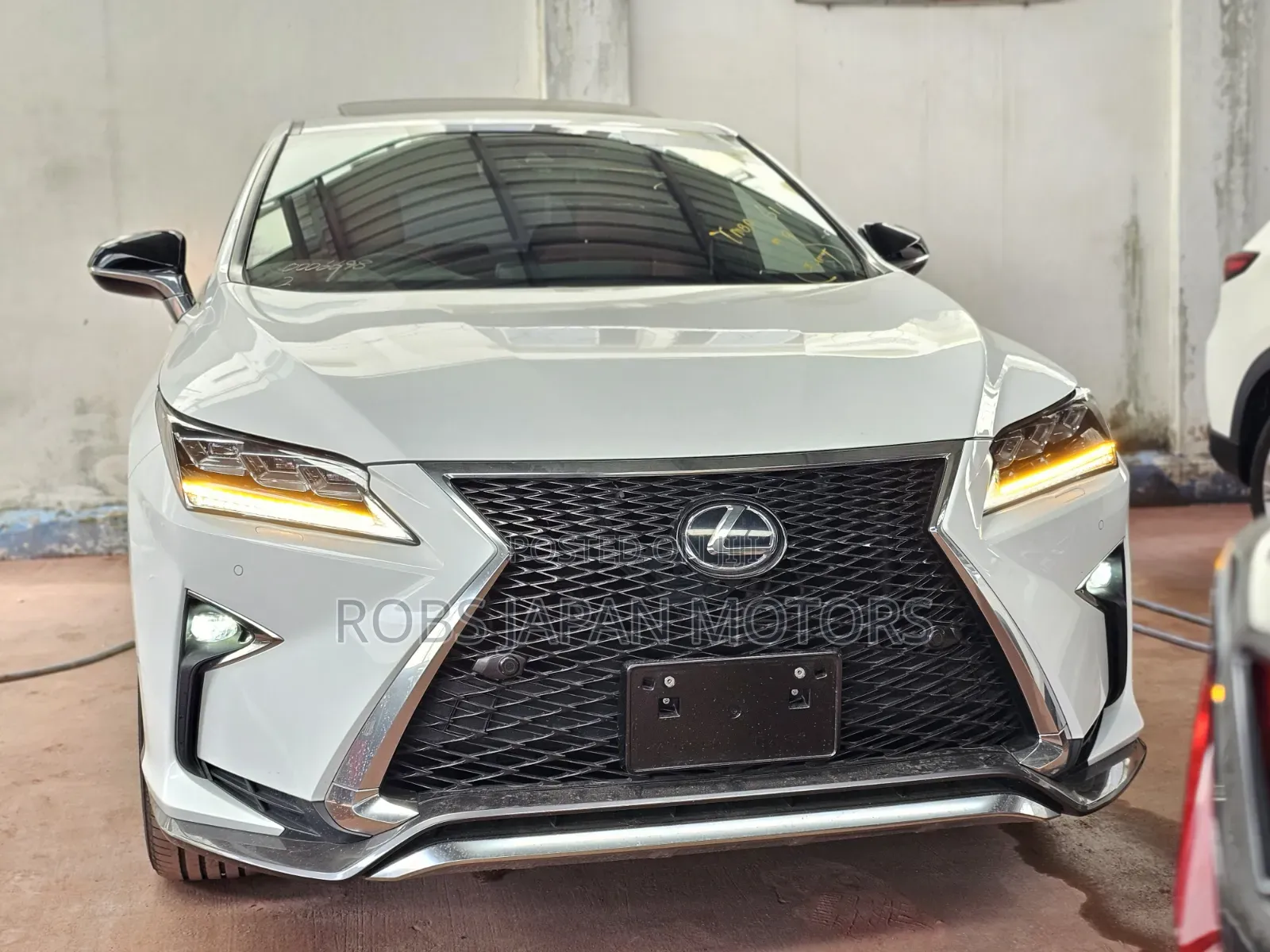 Lexus RX 2019 Off white