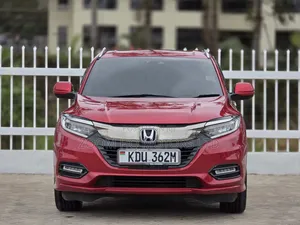 Honda Vezel 2018 Maroon