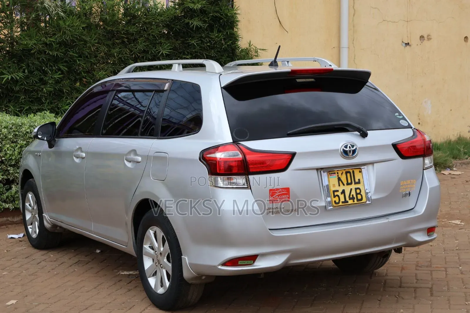 Toyota Corolla Fielder 2015 Silver