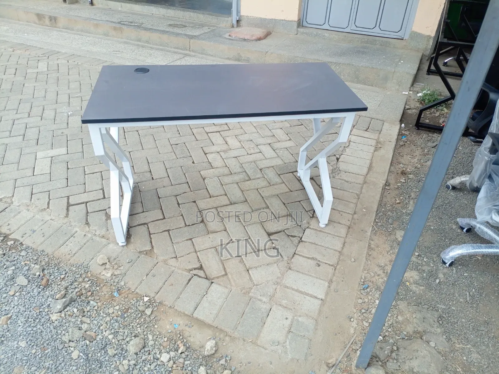 1.2 GRAY OFFICE Desk With Metallic Frame