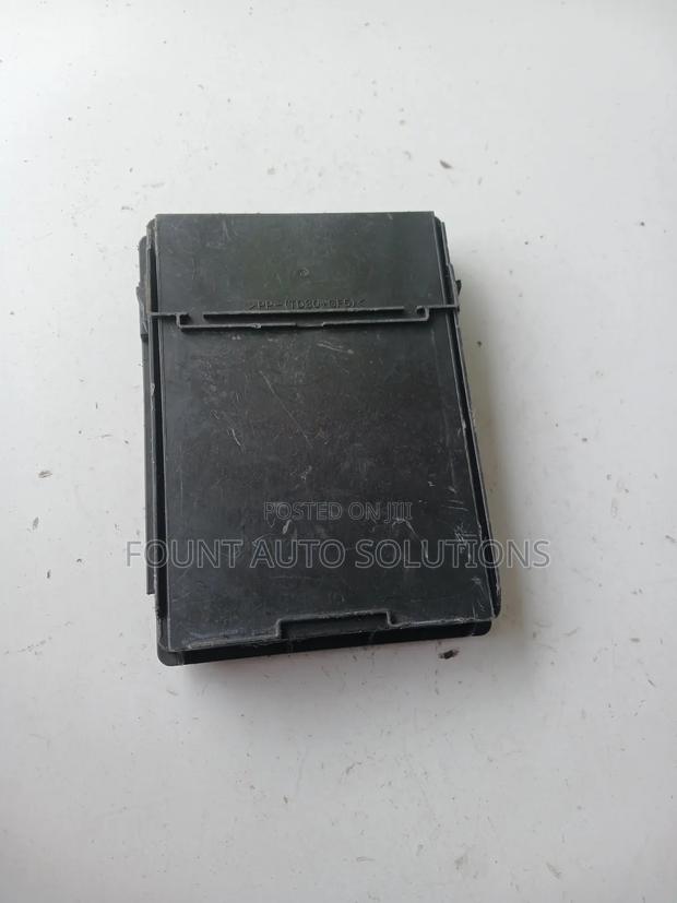 Body Control Unit Nissan Note 2004 - thumbnail 2