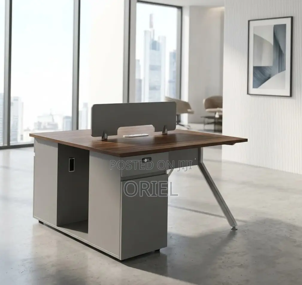2-Way Office Workstation : Corporate Office Staff Workstation