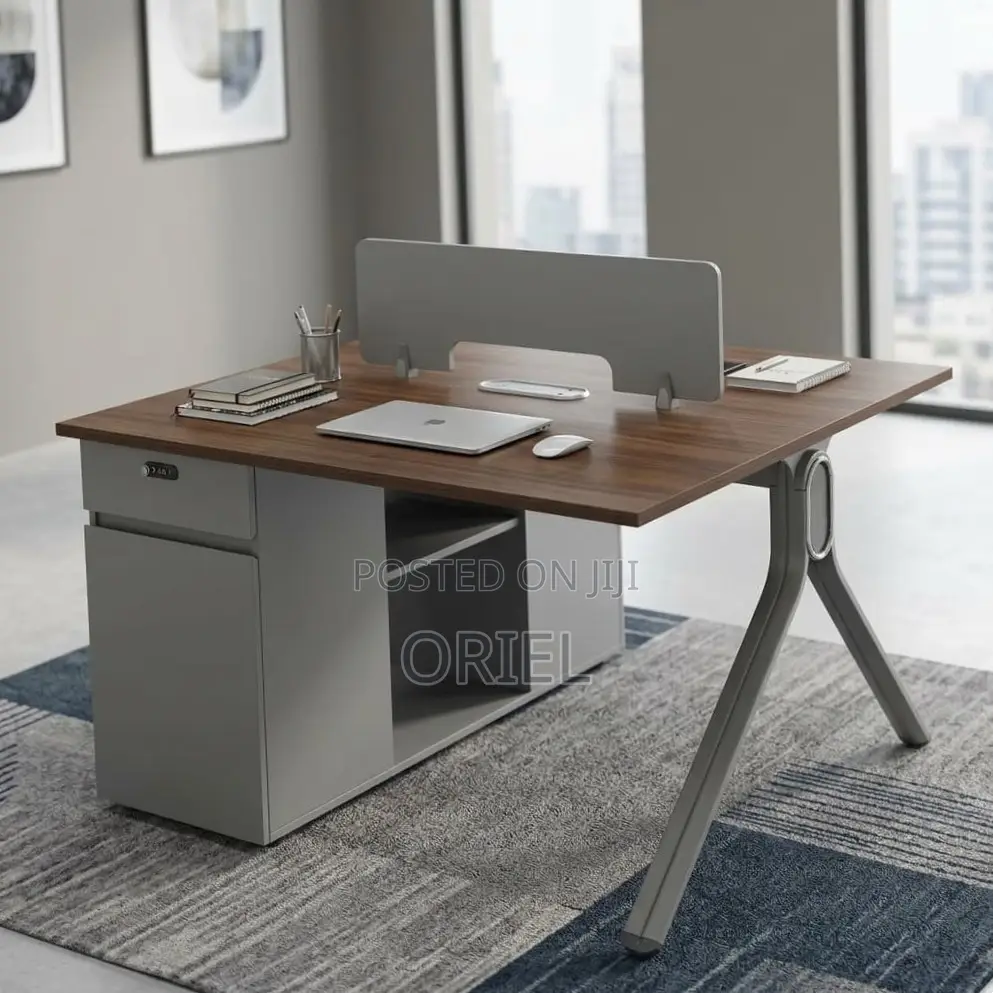 2-Way Office Workstation : Corporate Office Staff Workstation