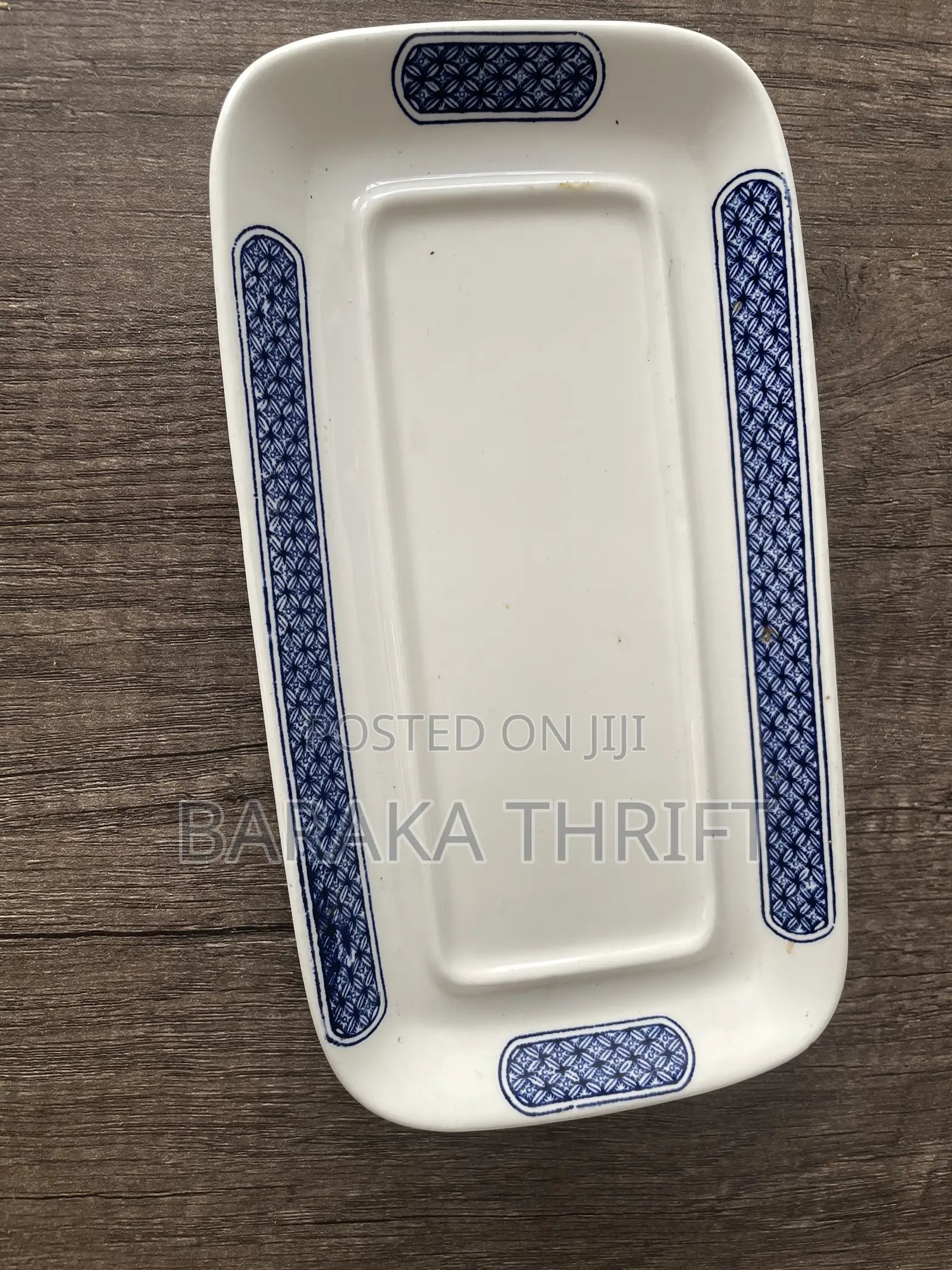 16 Piece Vintage China Blue Willow Collection