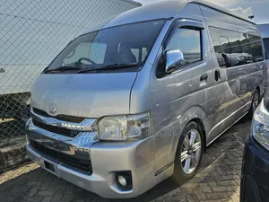 Toyota HiAce 2019 Silver