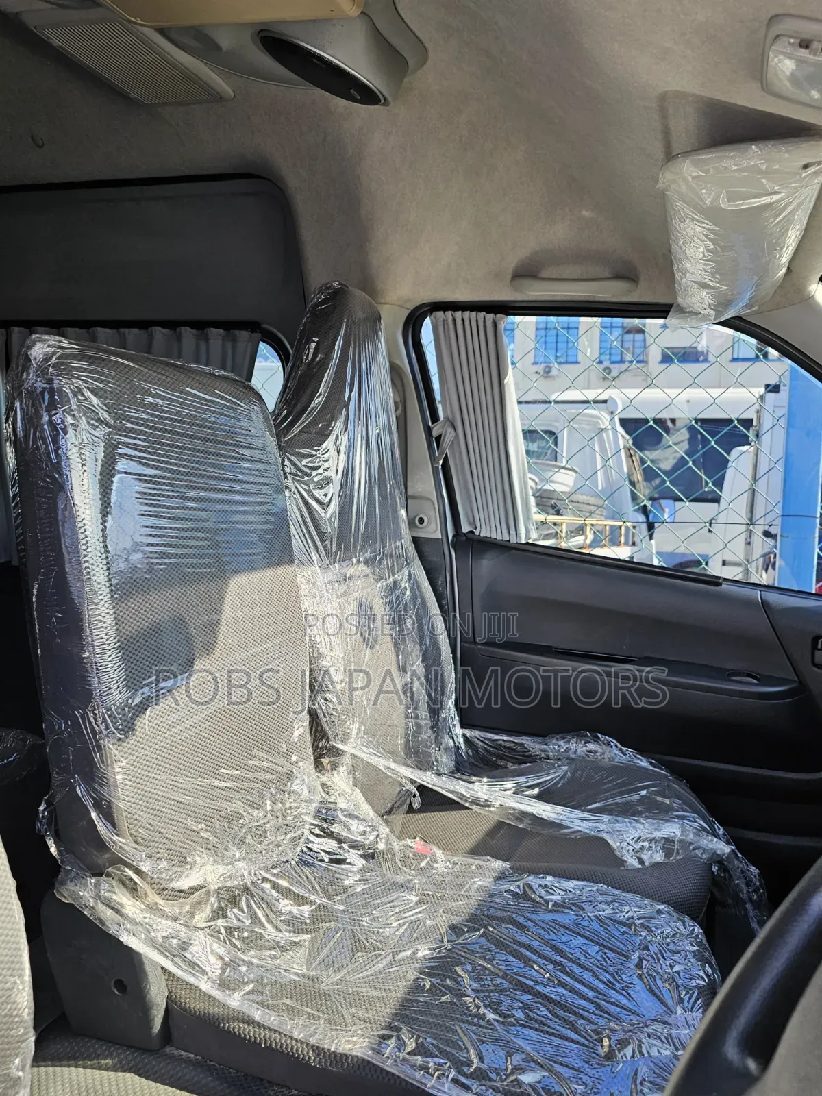 Toyota HiAce 2019