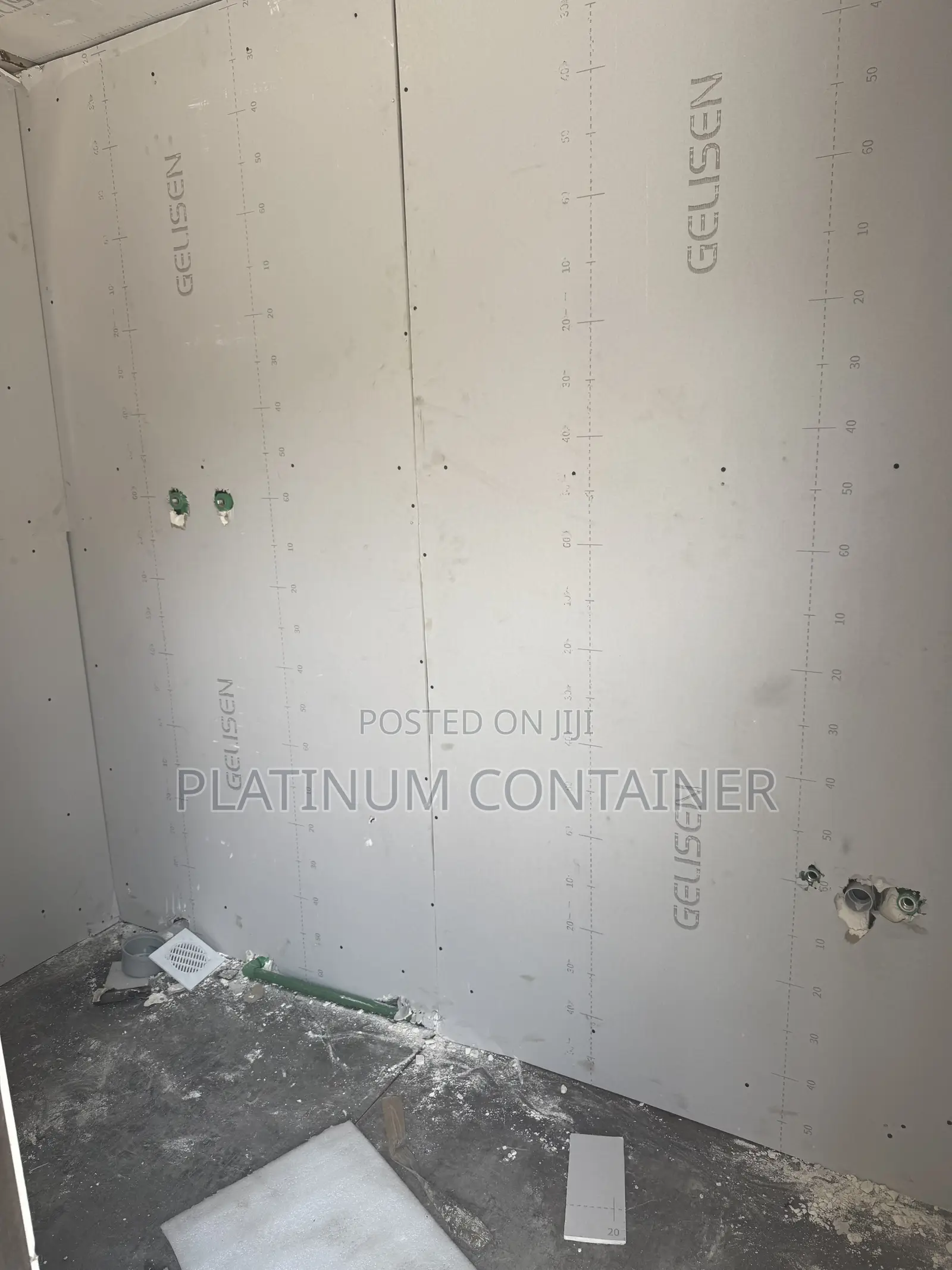 Container Bedsitter