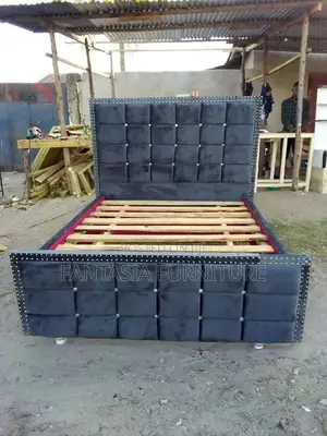 5x6 Grey Grid Tufted Chester Bed With Stud Trim: Pay on Delivery