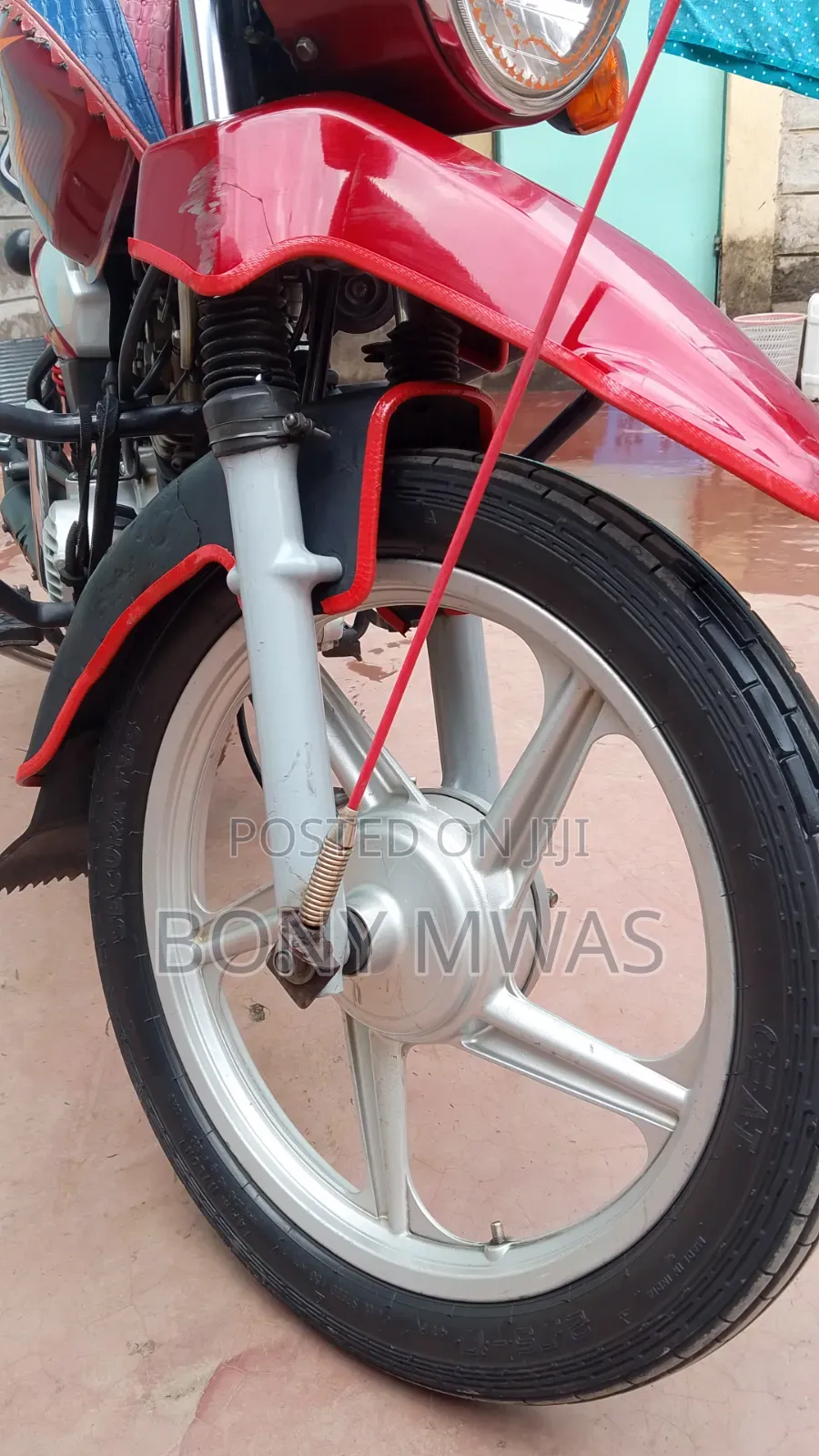 TVS HLX Plus ES 2024 Red